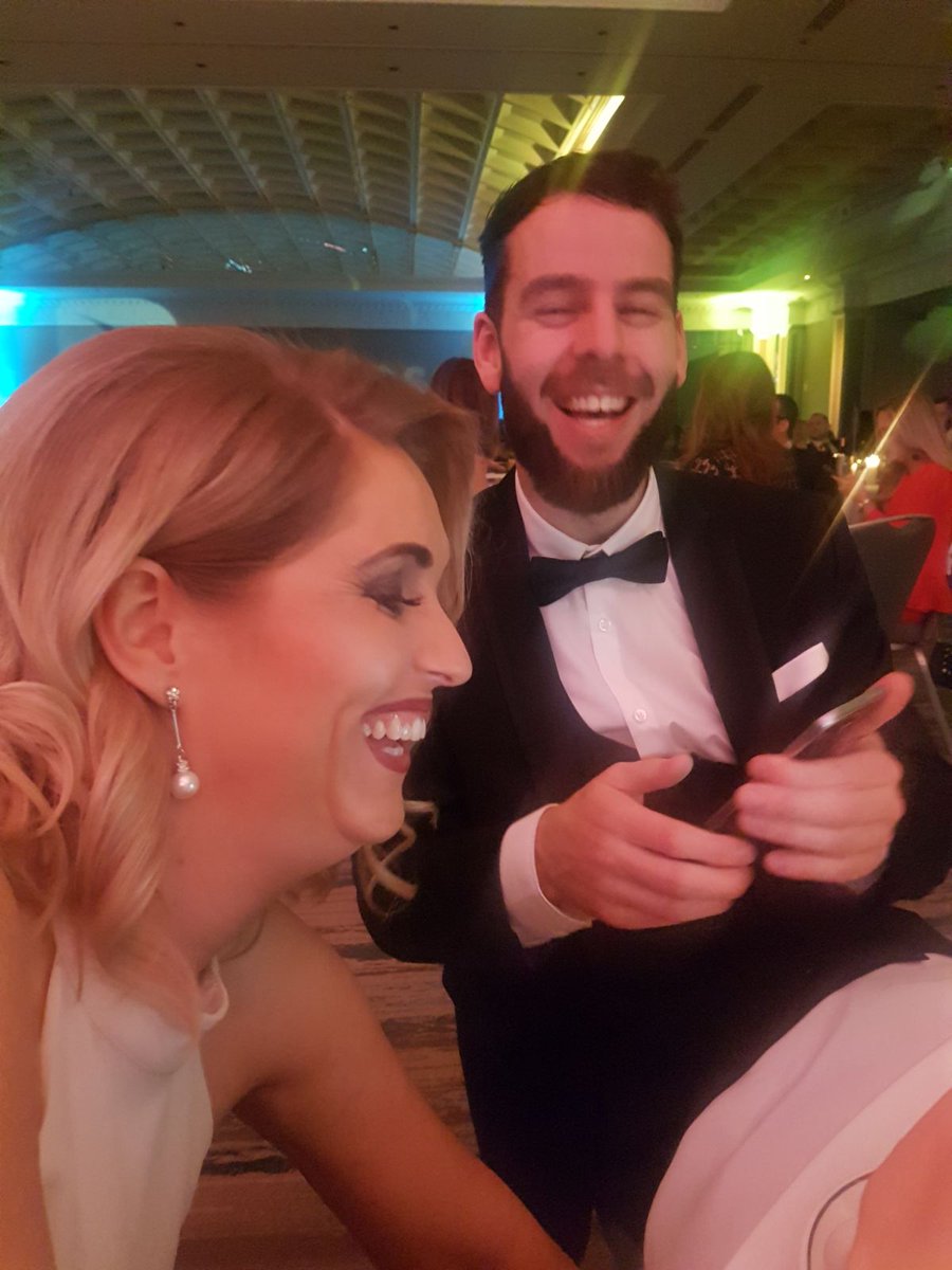mjboyler's tweet photo. #decaredental #hrawardsirl 😂👌 https://t.co/l7y44oVOPq