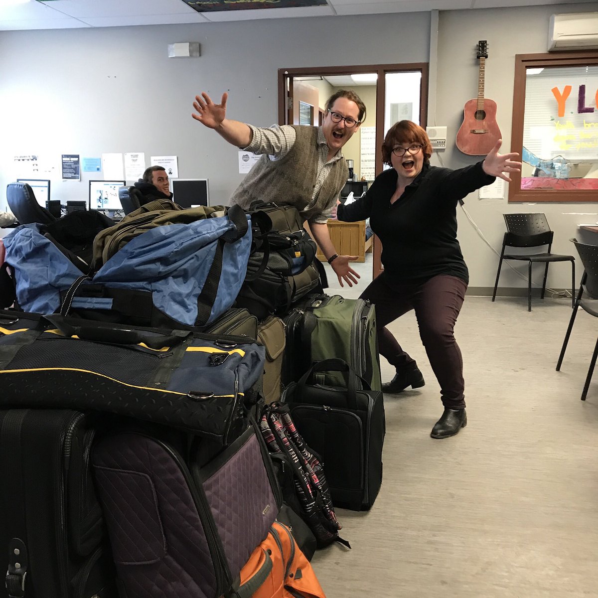 TheTravelBugs's tweet photo. Happy International Women’s Day! Today we dropped off your used luggage from our Donation Drive! Thank you! @SJSOWC  #iriskirbyhouse @choicesforyouth https://t.co/NiJDhIND5G
