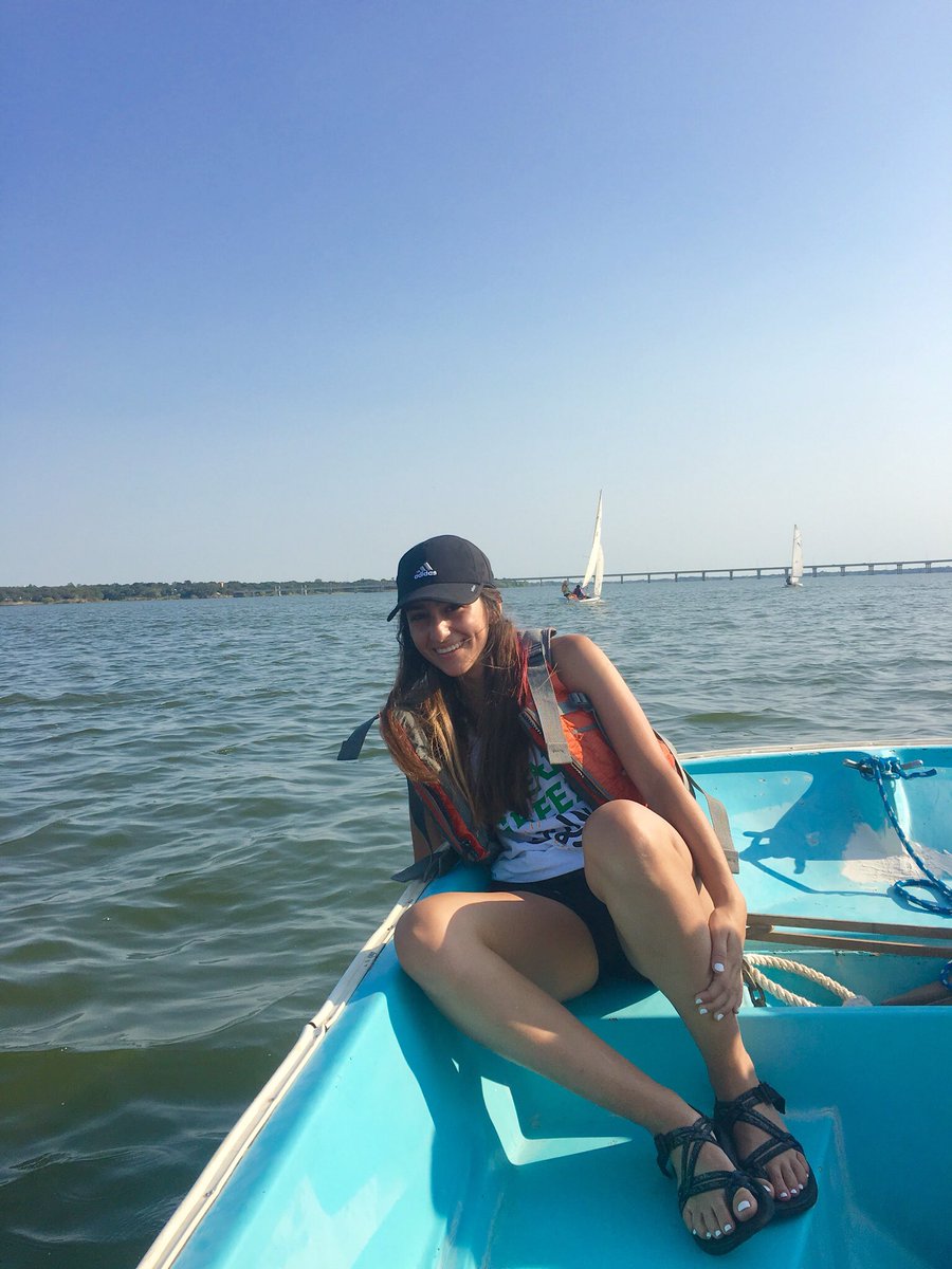 UNTsailingclub's tweet photo. Happy #internationalwomensday to the hard-working, fearless ladies of UNT sailing. You inspire us on and off the water every day! https://t.co/8IBI7v1zI6