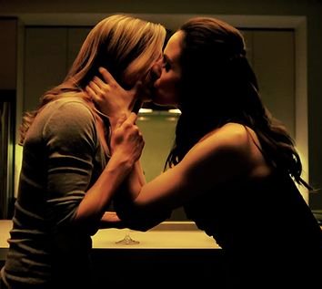wil_dion's tweet photo. Happy #WomensDay// #LostGirl
- @Anna_Silk @ZoiePalmer @KseniaSolo @RachieSkarsten @evaugier
{ #WomanInternationalDay #InternationalWomensDay | #doccubus #Valkubus #Levony #Kenzi #Tamsin #LaurenLewis #BoDennis #Morrigan #Valkyrie #DocHotPants #Succubus | @lostgirlseries } https://t.co/IFRkN6eNDn