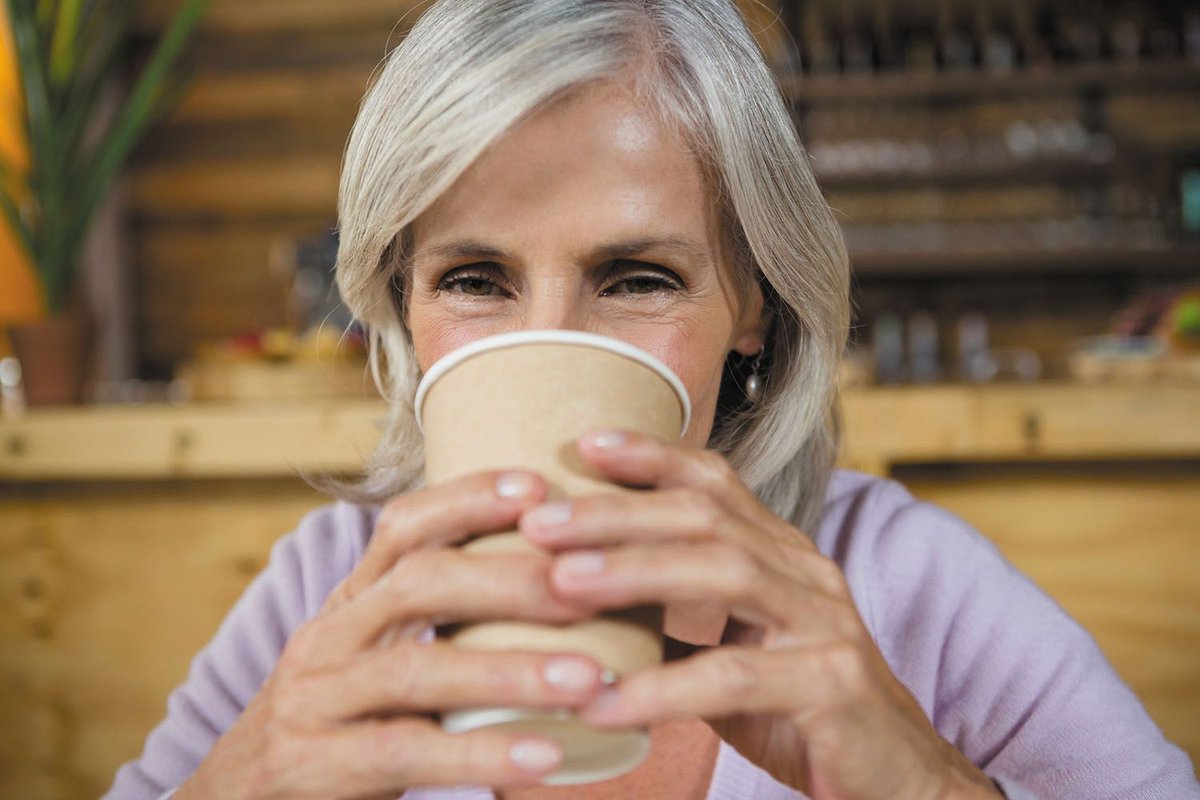 Coffee: Recent review confirms its health benefits. bit.ly/2G8mmdy #HarvardHealth