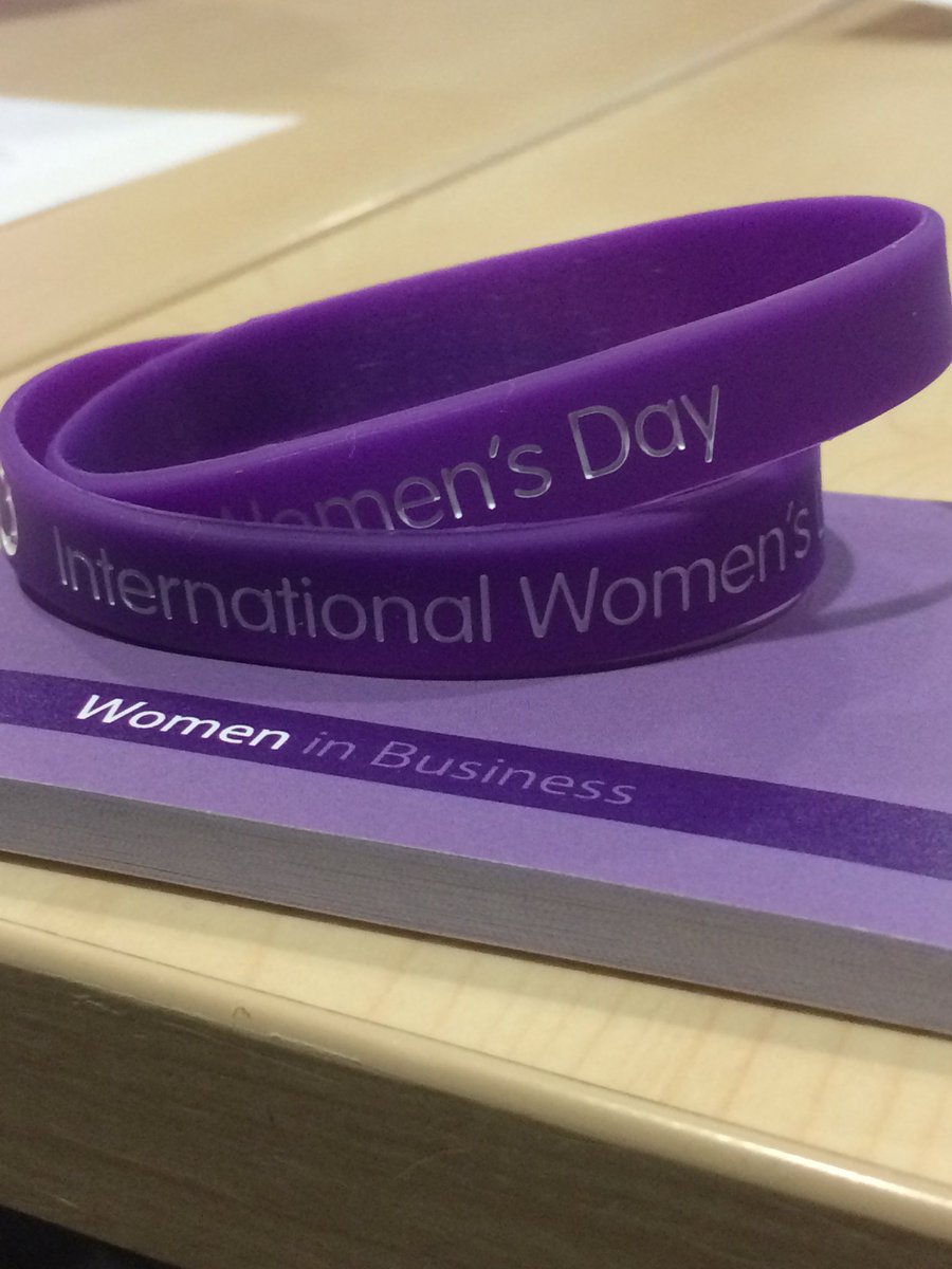 niamh_simms's tweet photo. #international womens day event with 50 great professional women @WIBFtweets @TescoBankNews https://t.co/Mc3OD1kGWj