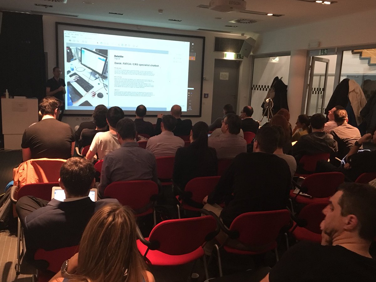 ZdaraTomas's tweet photo. Prave ted sdili tym z #deloittecz use case sveho danoveho chatbota, Q&amp;A na #czechbots #csas_devs https://t.co/L1jC2HGiN6