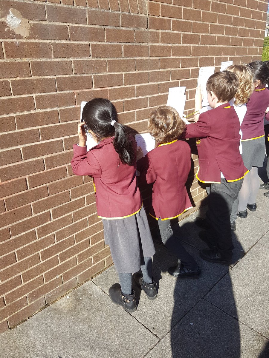 TPSPoohBears's tweet photo. Pooh Bear's in search of different materials! #Science #Materials https://t.co/Ke9WvMNt3Q