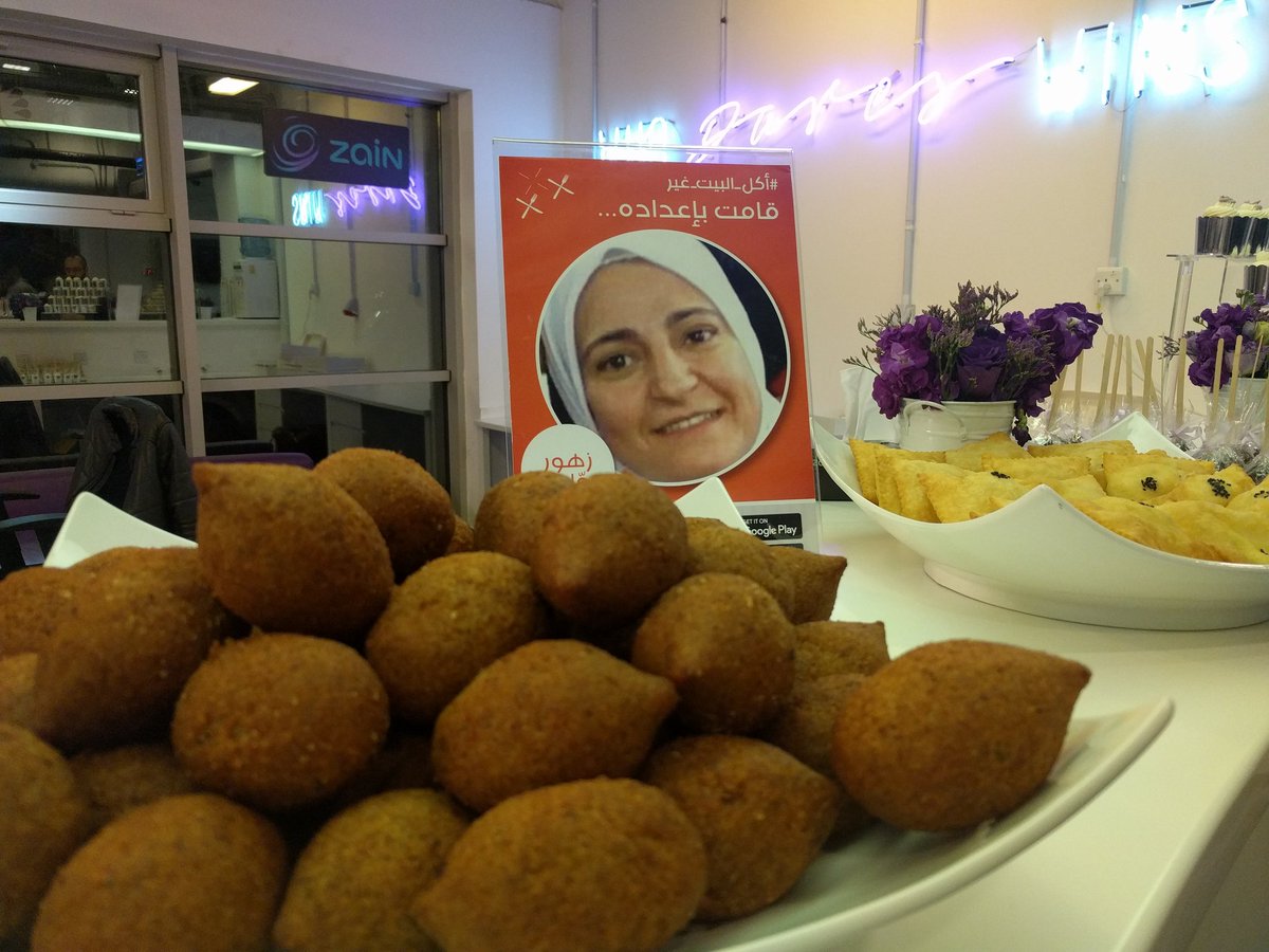 bilforon's tweet photo. بعض العينات من أكلات مميزة قامت سيدات &amp;#بالفرن بإعدادها لفعالية Think ZINC بمناسبة #يوم_المرأة_العالمي

شكرا الكم 🌹 https://t.co/1BTHdslDBR