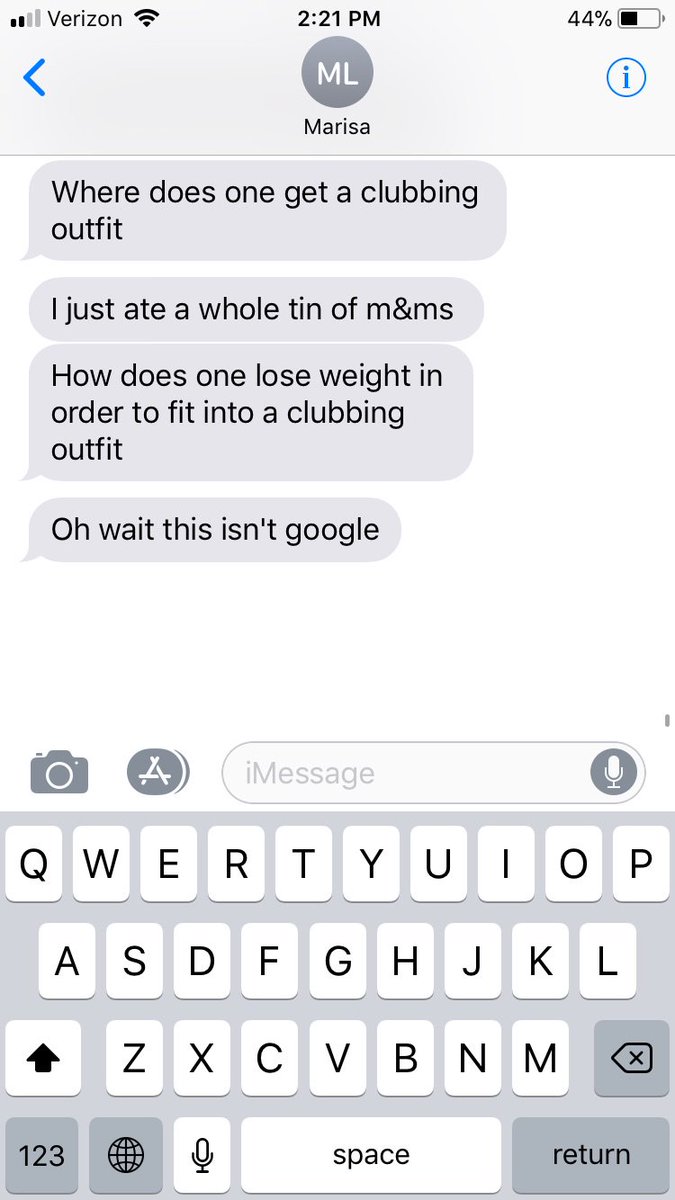 dlev480's tweet photo. Just a day in the life of having a sister https://t.co/ohQXAv2Oqt
