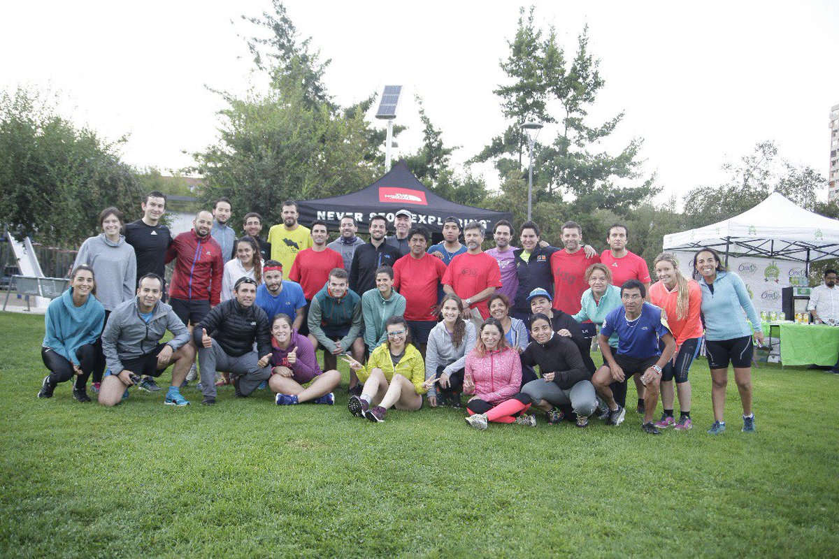 FullOutdoor's tweet photo. Luego de un año y medio y más de 150 entrenamientos gratuitos, hoy se cerró el ciclo @TheNorthFaceChile #630Train en el Parque Juan Pablo II! Felicidades a todos los valientes! https://t.co/Ud0UpNrVWh