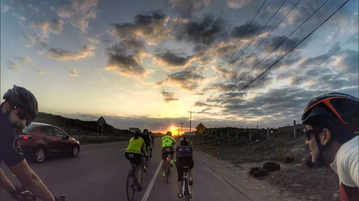 fedelopez75's tweet photo. Breathe, was just a bad day!!! The sun always come up!!!!!! #hincapieway #gopromx #goprofamily #goprofamilymx #hincapiecyclingsociety #cyclingshots #evenfaster @hincapiesports @GoPro @GoProMX https://t.co/gkvuA4fvW7