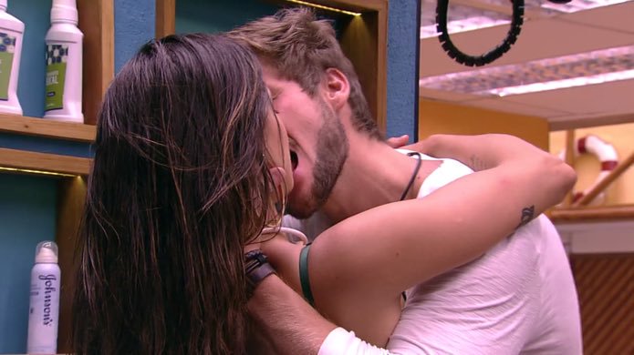 Paula_No_Limite's tweet photo. Qual casal ficaria mais bonito?

NoPau -RT
BrenAra -FAV

CADE O VETO DA PAULA https://t.co/vg5HvCQuL4