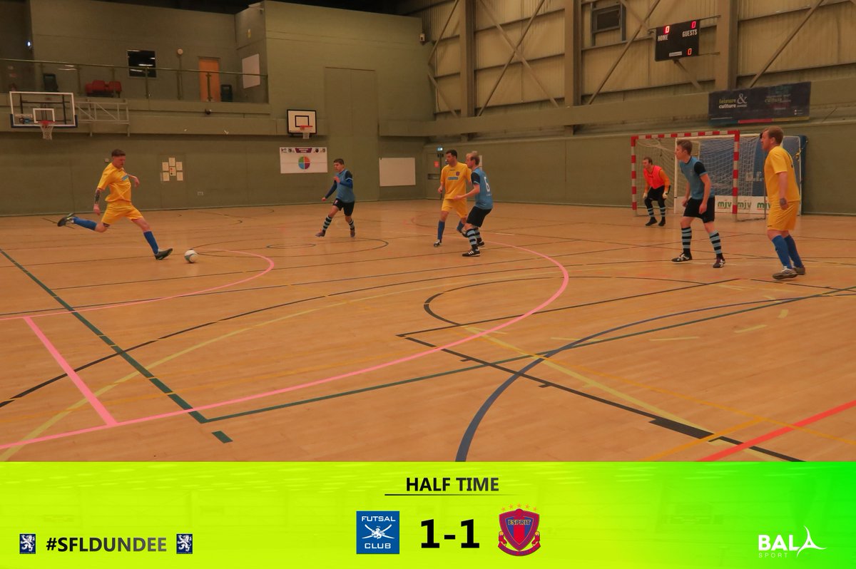 SFL_Dundee's tweet photo. #SFLDundee | Week 20 | HALF TIME | 
@UStAFutsal 1-1 @west_futsal FD https://t.co/QhJbHNiISJ