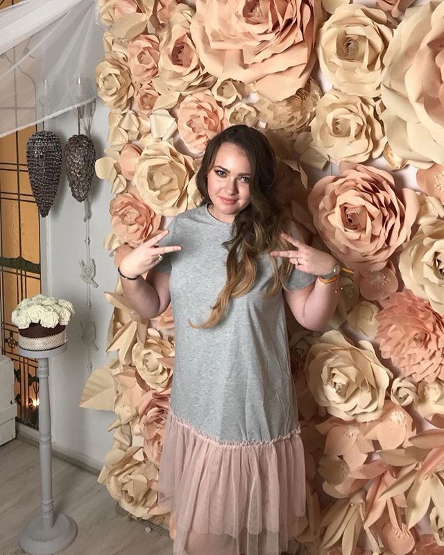 kristii_fans's tweet photo. International women’s day is here! Make sure you let the women in your life know you appreciate them!! 🌷
•
#women #womensday #internationalwomensday #holiday #congratulations #flowers #love #loveit #springmood #spring #awesome #kristii #tulips #sobea… https://t.co/hp0nDZnp4l https://t.co/L7glahGUhV