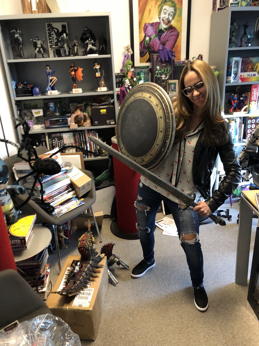 TheAJMendez's tweet photo. This picture felt appropriate for #InternationalWomensDay . Thanks for letting me play Wonder Woman @DCComics! https://t.co/9jlPOCJUYi