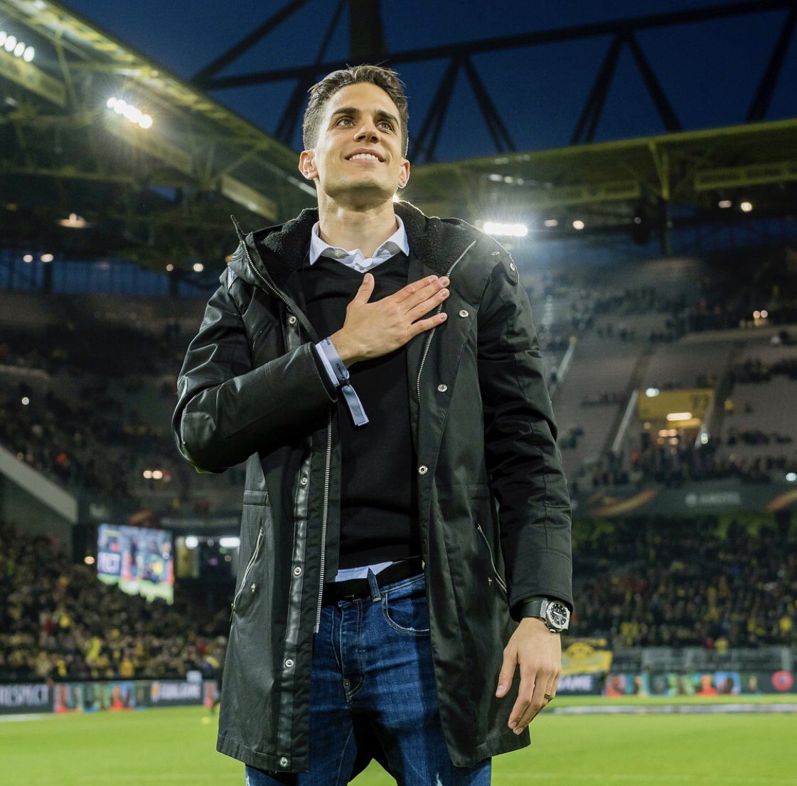 MarcBartra's tweet photo. I love all of you Borussen! Once again, you make me feel so much special... You will be always in my heart! DANKE!!!! 🙌🏼 #EinMalBorussenImmerBorussen https://t.co/Ig6I9LnUfK