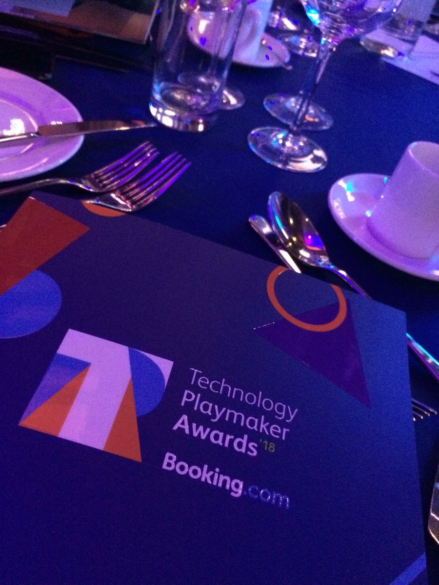 amali_d's tweet photo. Last event of the day - representing @CodeFirstGirls at the inaugural @bookingcom #technologyplaymaker awards! https://t.co/c07JLPTM3l
