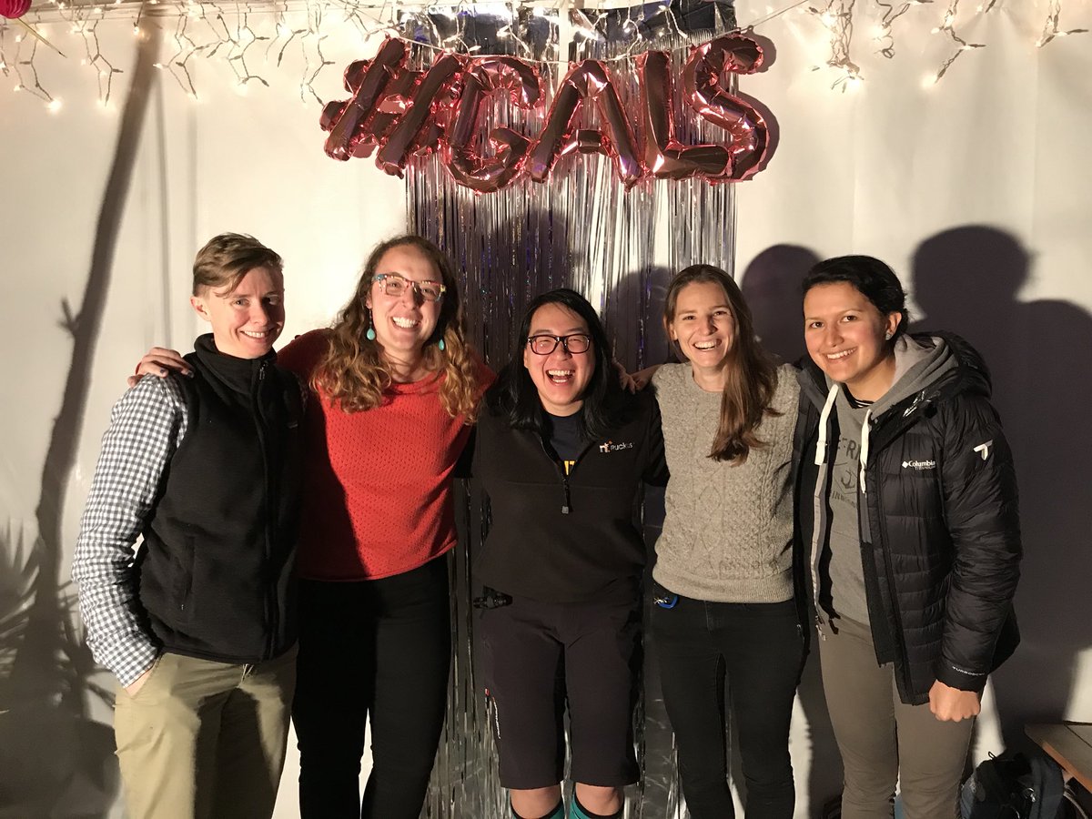 christinafoust's tweet photo. So much love for this crew! The woman in the middle with that big smile co-leads #codeclub with me and is a fierce leader in closing the gender gap in tech and a role model for our #girls Yay Margaret! #InternationalWomensDay @CodeClubWorld #womenofCodeClub https://t.co/2CmaWGzeKi