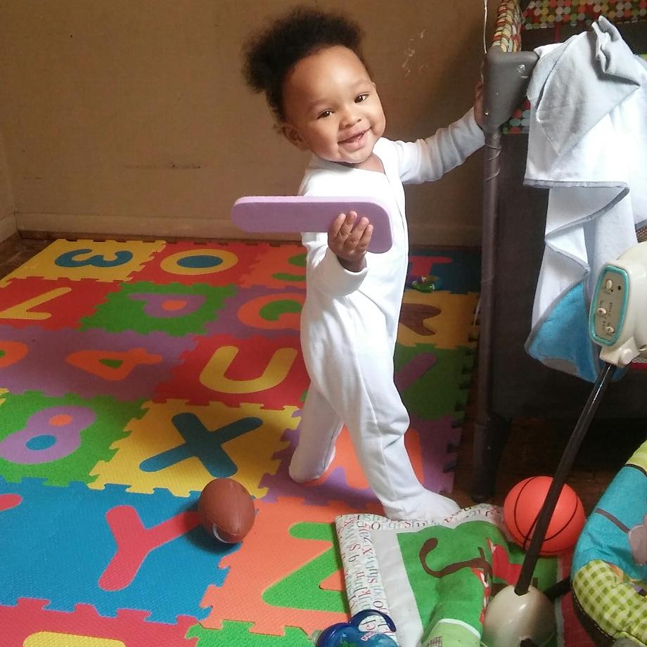 sheed53's tweet photo. MY JR💙💪👣👣👣👣👣 #RealDaddy #fatherhood #son https://t.co/zy3S9XfUyb