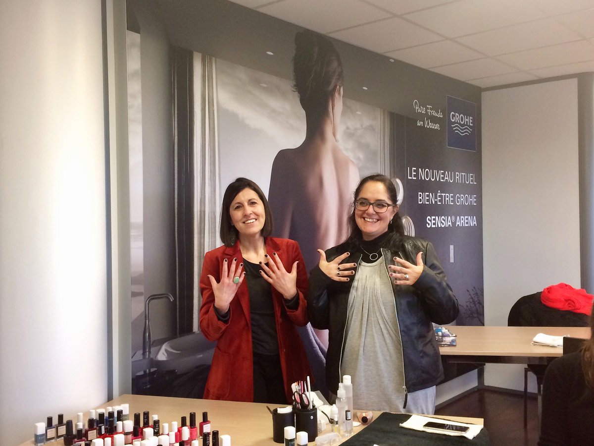 einai_happiness's tweet photo. La journée des droits des #femmes est aussi une journée pour améliorer sa #confiance en soi. Chez Einaï, les #manucures ne sont pas justes un "truc de fille" mais un vrai moment pour se reconnecter à sa #féminité. Merci à @grohe pour leur confiance. https://t.co/5PNtJaudau