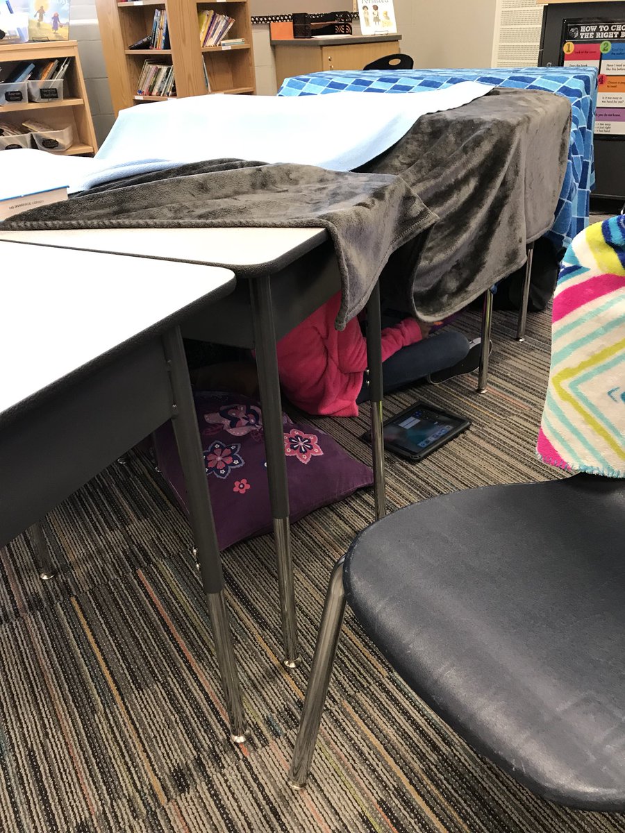 Reading in our forts #ReadingMotivation #ShawanoePROUD