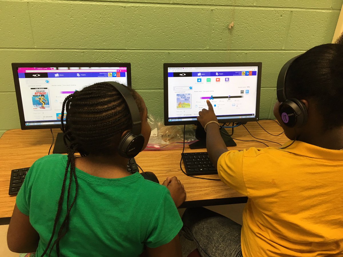 APSIT_BarkleyRL's tweet photo. Student's in Ms. Jackson's 4th grade @APSBoydES have started using @myONreader in an effort to read books based on their interests and reading level! @APS_BoydElemAP @PrincipalK_APS @APSInstructTech @APSITPatrice @ahrosser @DrEmilyAMassey https://t.co/Nsubhb4Ve4