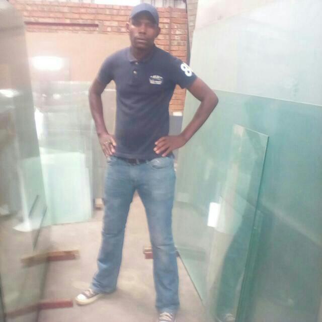 MmantsiD's tweet photo. Gona le batho ba bang bao o filang gora ge baseteng mo phelong ba gao Gona le ntho e shotang ba bang bona gaekhona bateng or ga ba teng even u don't realise e noba meroko https://t.co/JQ5KiK4cLP