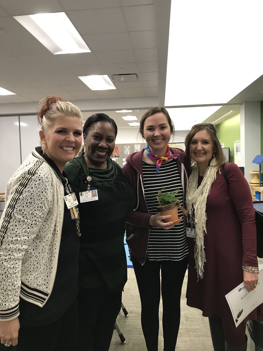 ChelleLeigh75's tweet image. Congrats @NeatlyNoble for being chosen as one of the new members of @CyFairISD #quantumlearning training cadre!  We’re so proud of you!  Way to #BeAHooverHero @HooverCFISD