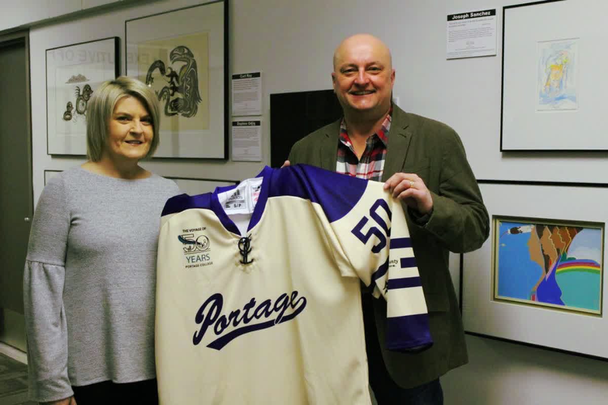 PortageCollege's tweet photo. Have you heard the news? @DevonEnergy the Golden Jubilee Sponsor for our 50th 🎇! 10+ year partnership: from helping Power Engineering Students with practicum placement and providing the Devon Canada Entrance Bursary. #DoExtraordinaryThings #VoyageOf50Years https://t.co/HONkvGHlwP