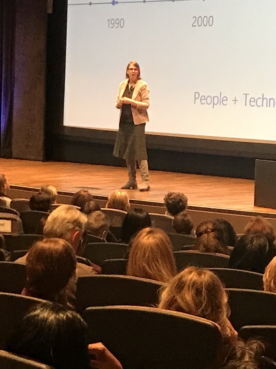 blacattt's tweet photo. #Qualcomm  International Women’s Day Jenny Lay-Flurrie CAO Of Microsoft Key note speaker https://t.co/q75orXTXTK