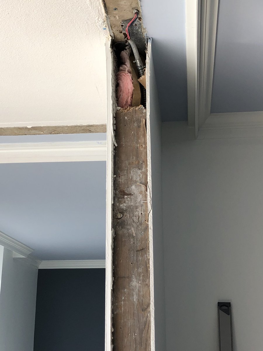 Insulation850's tweet photo. Peek-a-boo! Are your walls properly insulated? If not, call Gulf Coast Insulation for a consultation today— 850.685.9709. 
#gulfcoastinsulation #wallinsulation #insulationconsultation https://t.co/YspoOz6Ebl