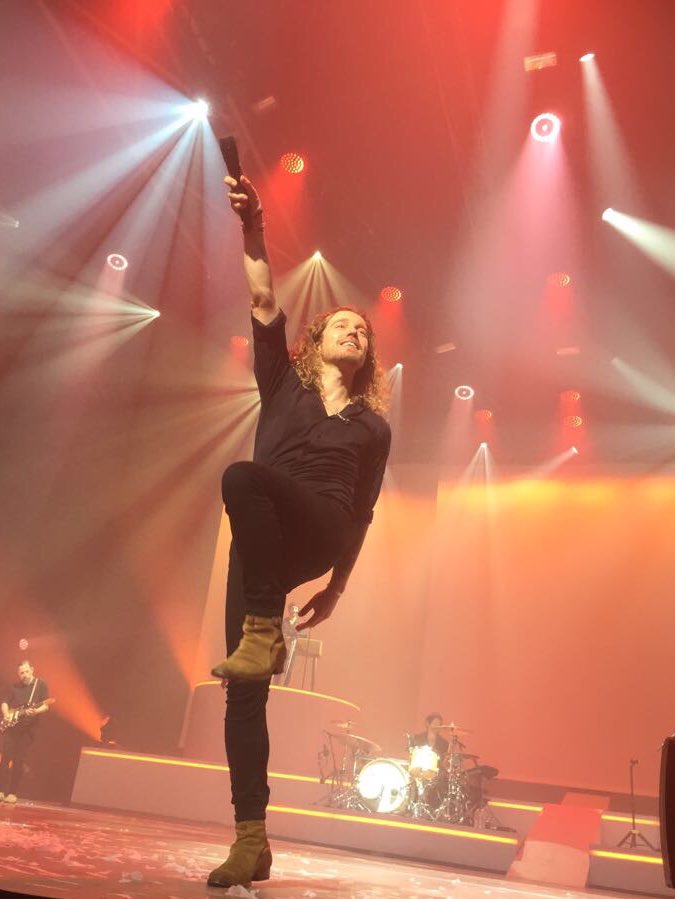 josepha_m_v's tweet photo. Hâte de revoir ce smile 😁 ! @jdoreofficiel #VOUSetMOI https://t.co/Ay5DBOQZIN