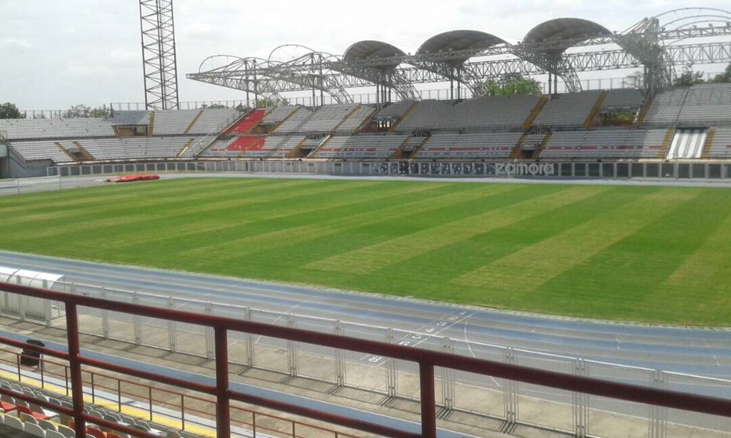 LigaVen's tweet photo. 😍 Así se encuentra el Césped del estadio Agustín Tovar "La Carolina" de Barinas. 📷 @ZamoraFutbolC #LigaFUTVE https://t.co/mD1gTYgV4S