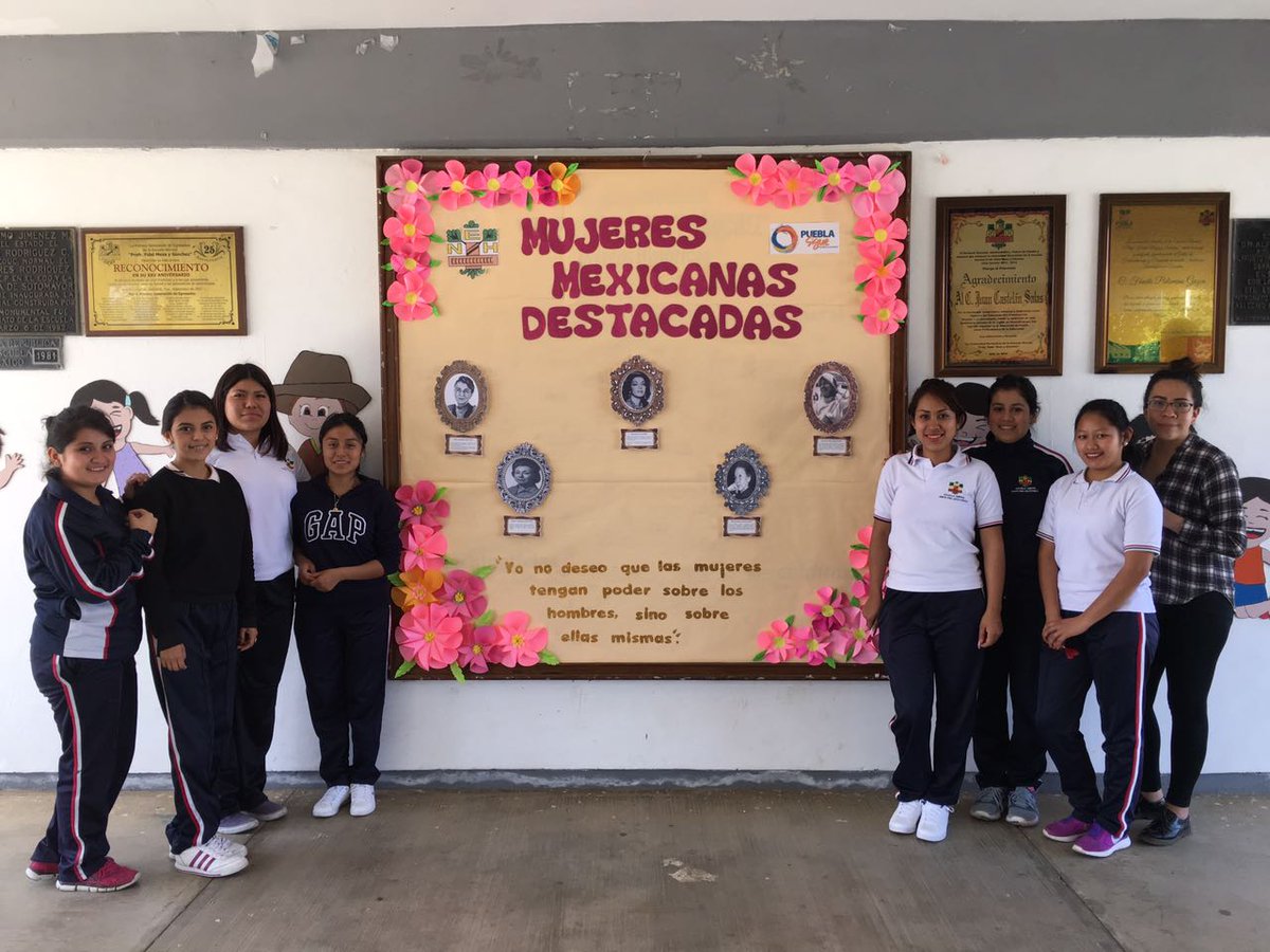 DFIDNormalesUPN's tweet photo. Periodico Mural elaborado por las alumnas de la Escuela Normal Profr. Fidel Meza y Sánchez, de Huauchinango, Puebla.

#PueblaPorLasMujeres 
@SEP_Puebla https://t.co/EHRT1Bdna3