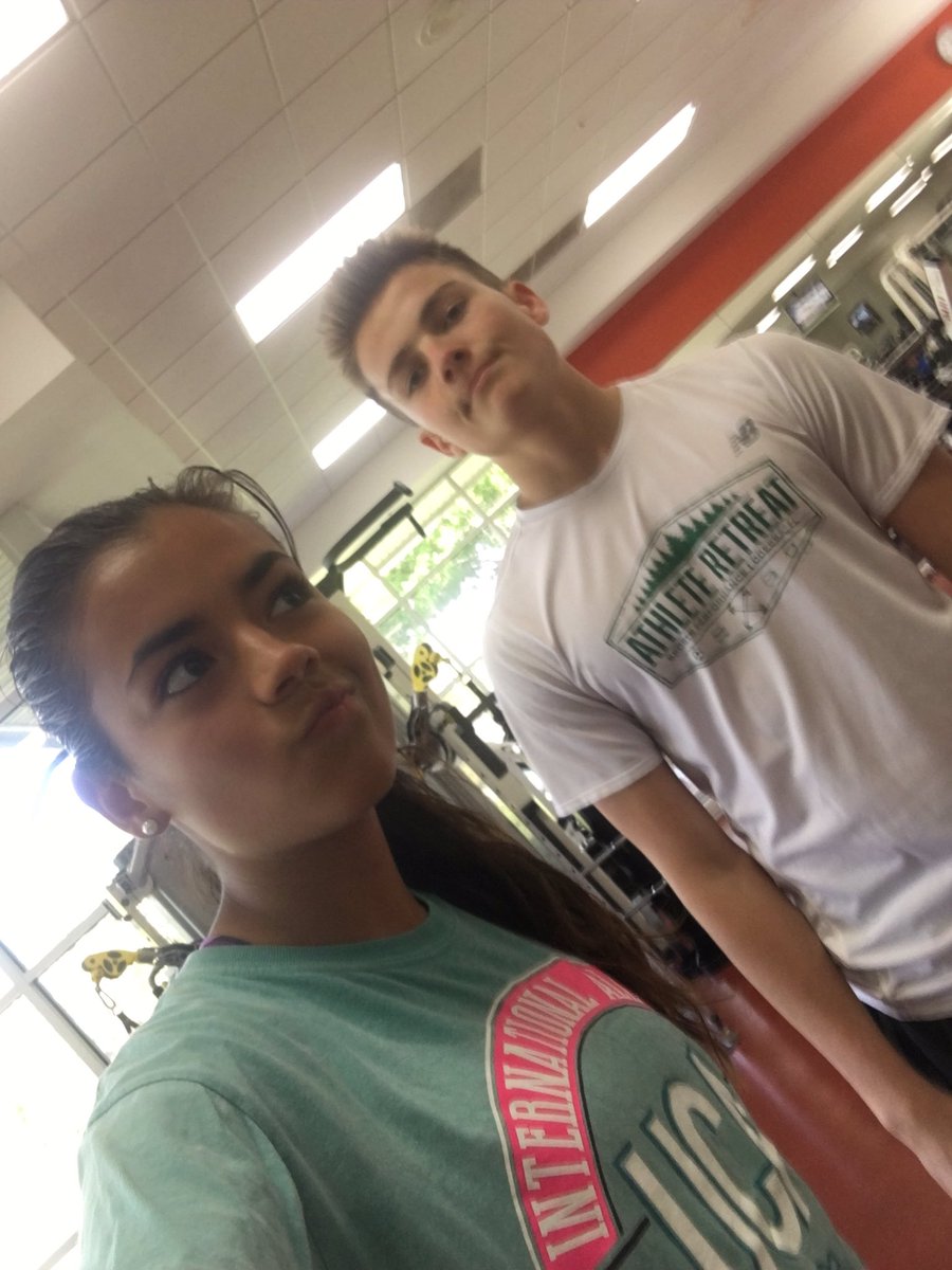 betterhydroman's tweet photo. Riley Fitzpatrick eliminated Mike Reese from Patek Water mid-grind @ELWaterWars2k18 https://t.co/5a0UqaRA5f