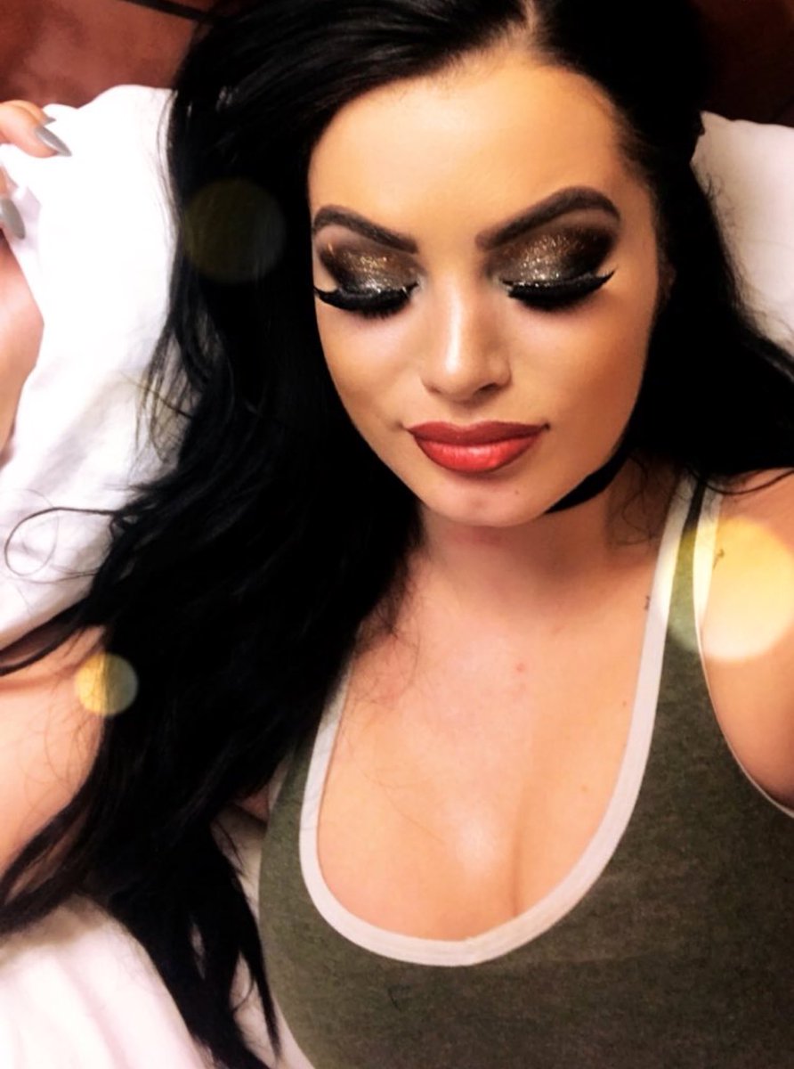 ᴀ s ʜ ʟ ᴇ ʏ on Twitter: "Not all superheroes wear capes 🔥✨💋 • #TheScreamIsBack #TeamPAIGE #PAIGEWWE #WWEPAIGE #ThisIsMyHouse #SCREAMFORME #RAW #WWE #PAIGE #Rampaiger #AntiDiva #WomensWrestling #WomensRevolution #Glampire #GlampireArmy #Absolution ...