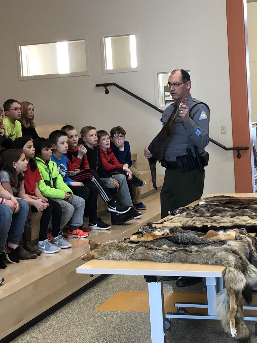 PCMrsShaw's tweet photo. Missouri Department of Conservation came to do a presentation on fur bearing animals for our 4th graders. #compasselementary #pcr3 https://t.co/0LnqHGEESi