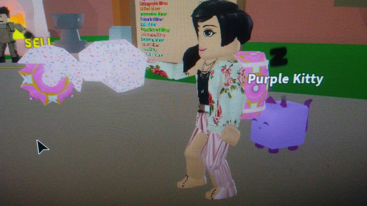 Scarlett Roze On Twitter I Thought Jen Would Like My Roblox Character I Have My Donut Skin On My Stuff Haha Supergirlygamer Pmmos Youtube Popularmmos Https T Co 3dr44igiqa - what is popularmmos roblox name