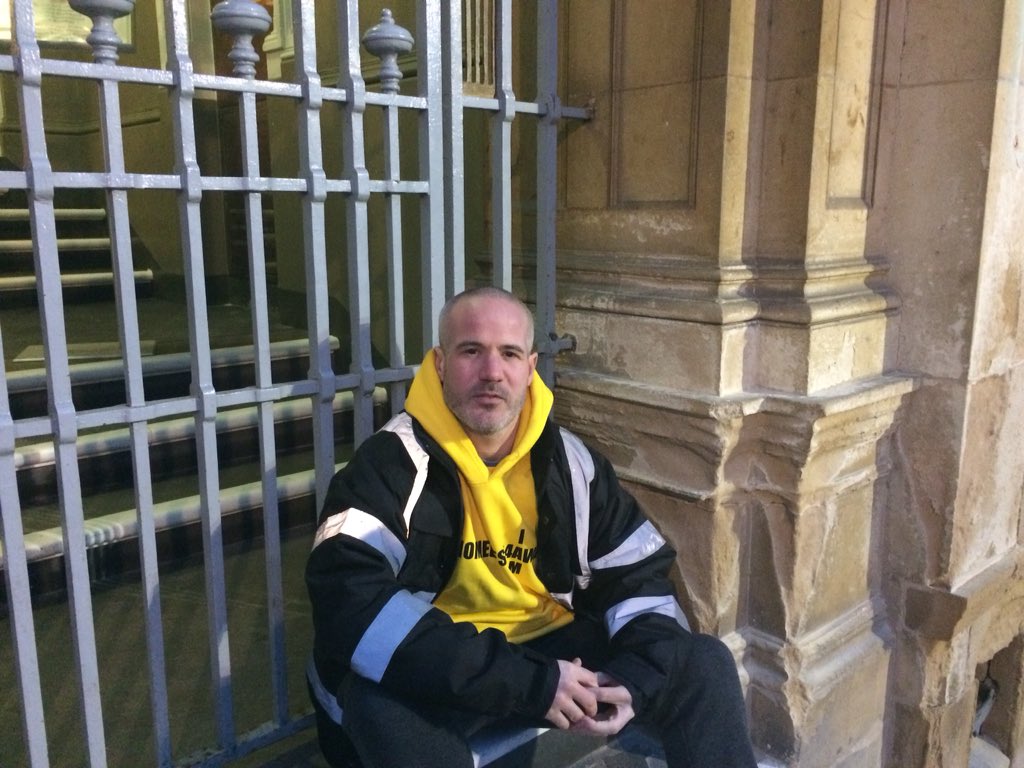 DR_tweetUK's tweet photo. A very interesting day speaking with many #homeless people with #mental health issues &amp; finding living on the streets challenging, while I am tired &amp; feeling lonely, I have learnt so much &amp; thank the community for sharing there insights #homeless4aweek https://t.co/4E5iyNBvwc