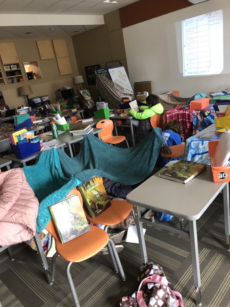 PCMrsShaw's tweet photo. Forts and Flashlights celebration today. #compasselementary #pcr3 https://t.co/zlxAt9hmtj