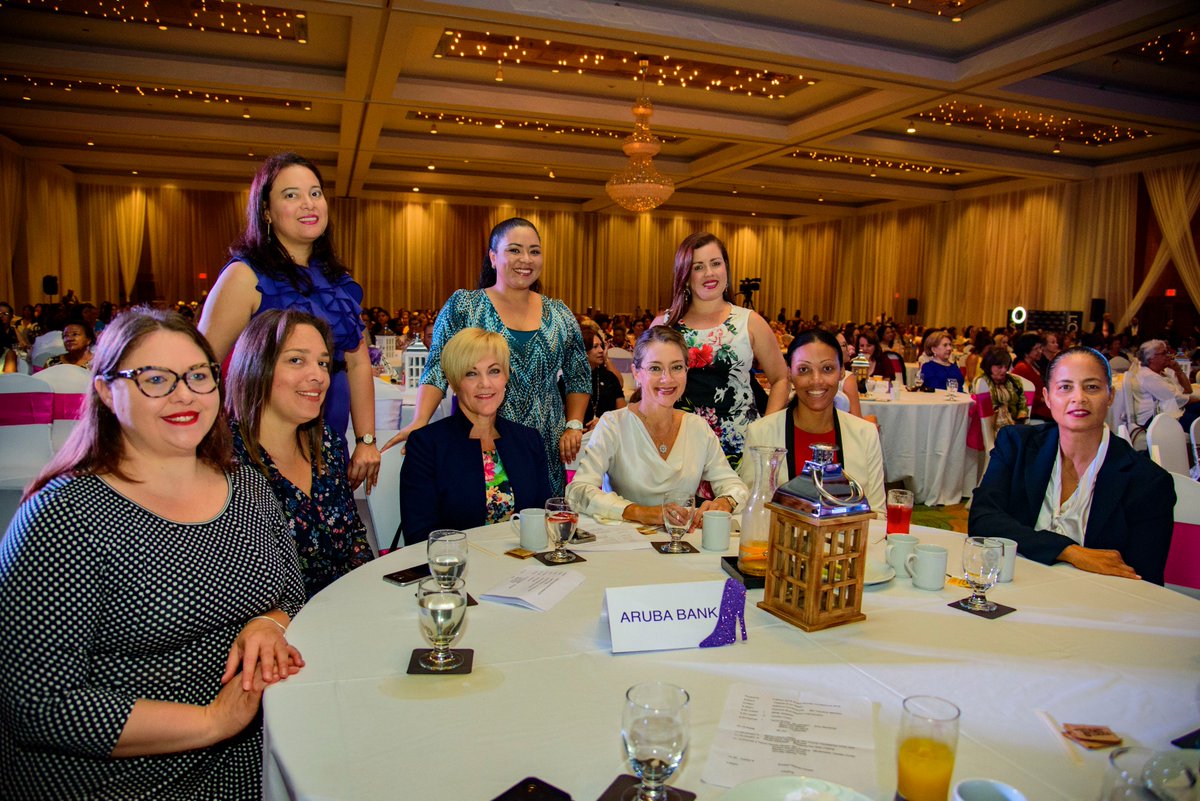 arubabanknv's tweet photo. Nos ta contento di por sostene un bes mas e Women's Conference cu a tuma lugar awe. Un conferencia sumamente interesante y positivo cu un presencia grandi di hende muhe incluyendo un grupo di representante femenino di Aruba Bank. https://t.co/sm2m08u4nm