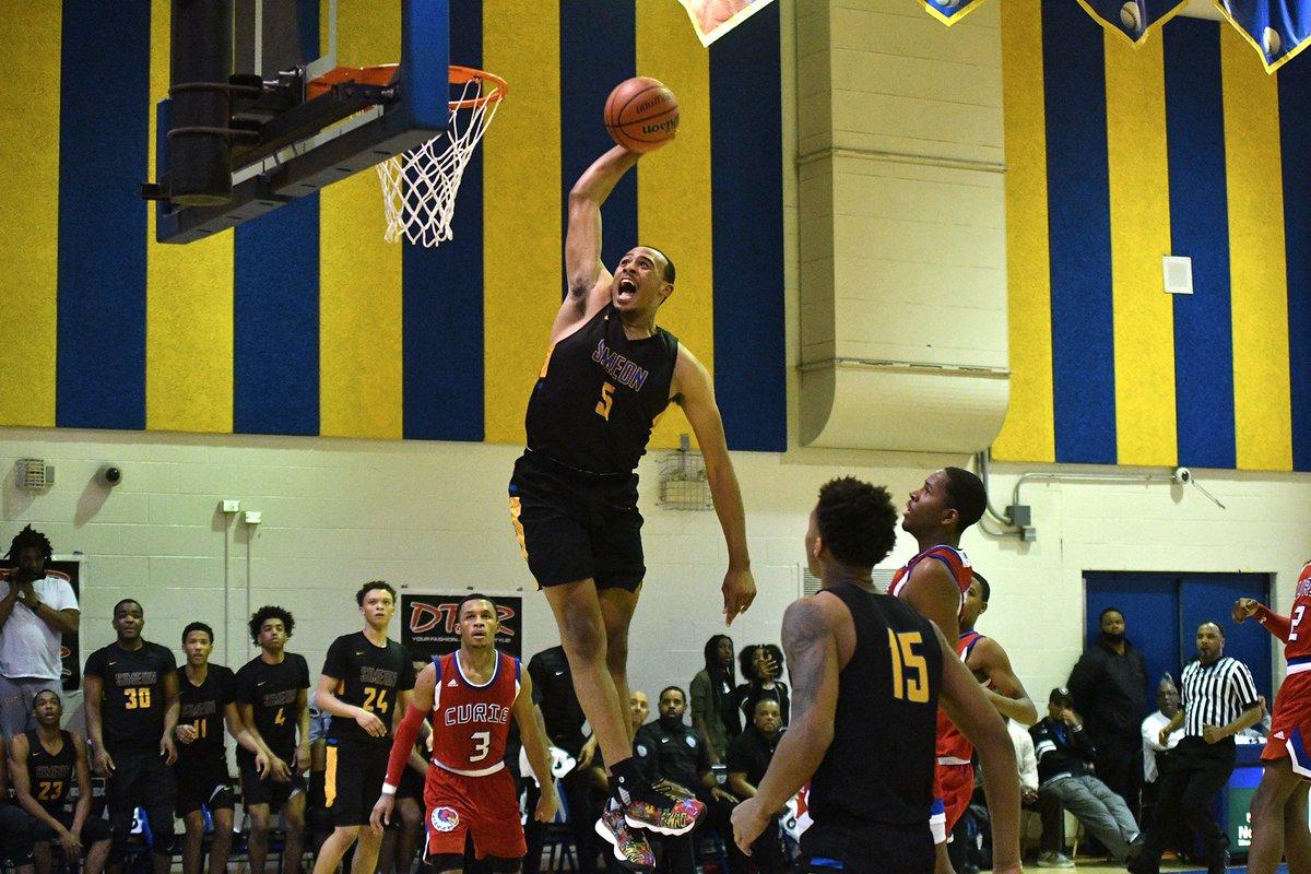 michaelsobrien's tweet photo. Simeon's Talen Horton Tucker is the 2018 Chicago Sun-Times Player of the Year. 

The last two years have been full of personal tragedies for THT. But he's turned them into fuel:

"I realized early how important life was...I know what I am playing for."

https://t.co/jtWRQ0YD07 https://t.co/eJHYoYihx4