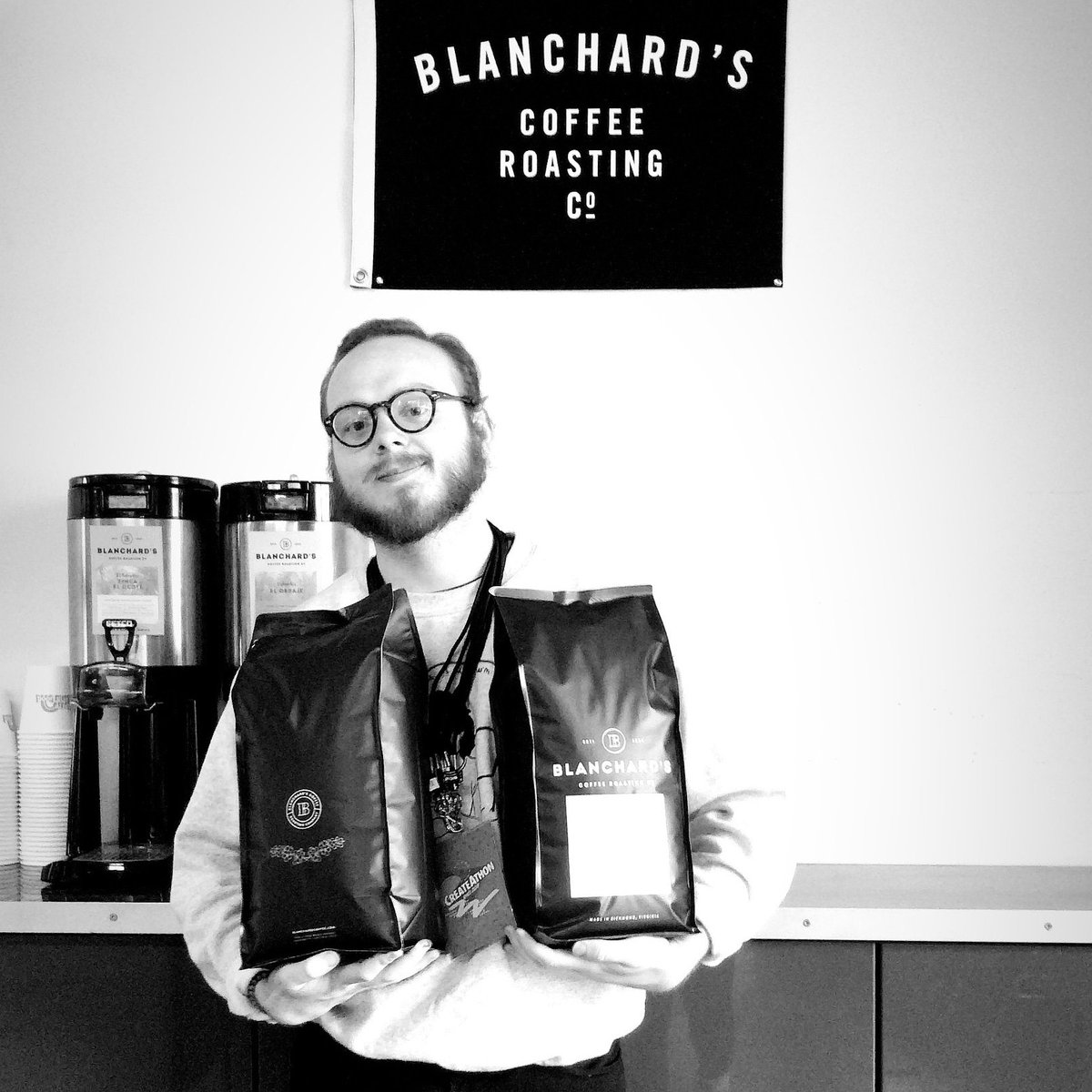createathonVCU's tweet photo. Giving a very well deserved thanks to @drinkblanchards for the well needed caffeine boost, for all of us working hard at #CreateAthonVCU https://t.co/pHVq8D9gj2