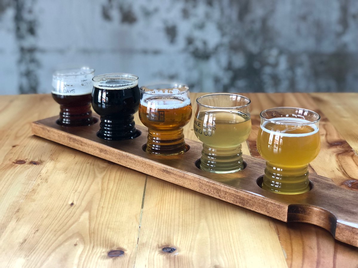 Checking out <a href="/StrangeDaysBeer/">Strange Days Brewing Co.</a> in the River Market. So far my favorite is Episodes Pale Ale, the one in the middle 🍻