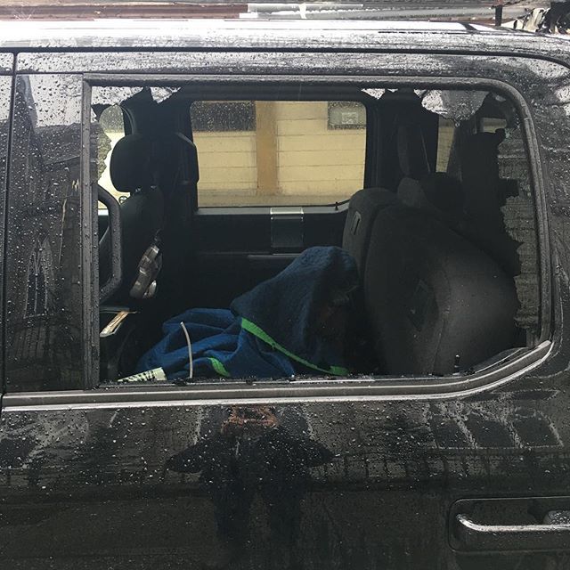 One of the many reasons we hate working downtown. Both work laptops stolen. #vancouversucks #theft #notsafeanywhere ift.tt/2FnVn0s