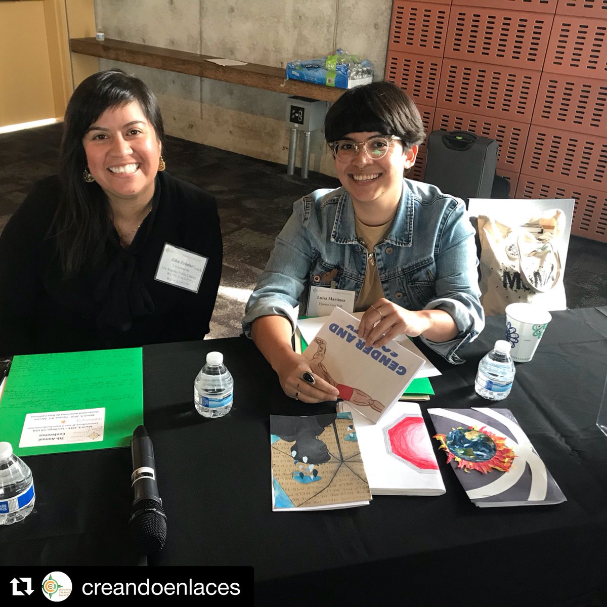 DJZibaZ's tweet image. Thank you for having us!! #LAPLZineLibrary #LBPLZineLibrary #TijuanaZineFest #ZebraPizzaZine #ZibaZLibrarian #LBZineFest #Repost .@creandoenlaces 
・・・
Ziiiiiiines!!! Thank you April, Ziba and Luisa!!!📚 #creando2018 #zines #immigrationreform #libraryconference