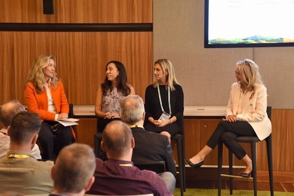 Shikha_Arora's tweet photo. @Tiffani_Bova shares some of the key takeouts from the #SalesforceTour session that looked at how #diversity can drive high performance in sales. https://t.co/RQL48HhGmU https://t.co/i578cIJbxR