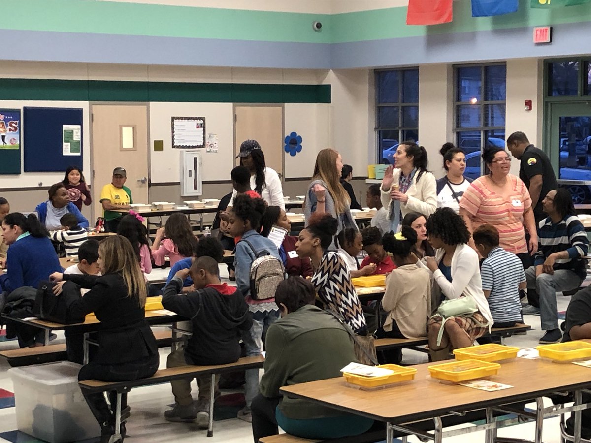 McWhorterES's tweet image. Thanks #TexasLegoMan for such a fun night! #mcwpln #mcwchallengeaccepted #cfbisd