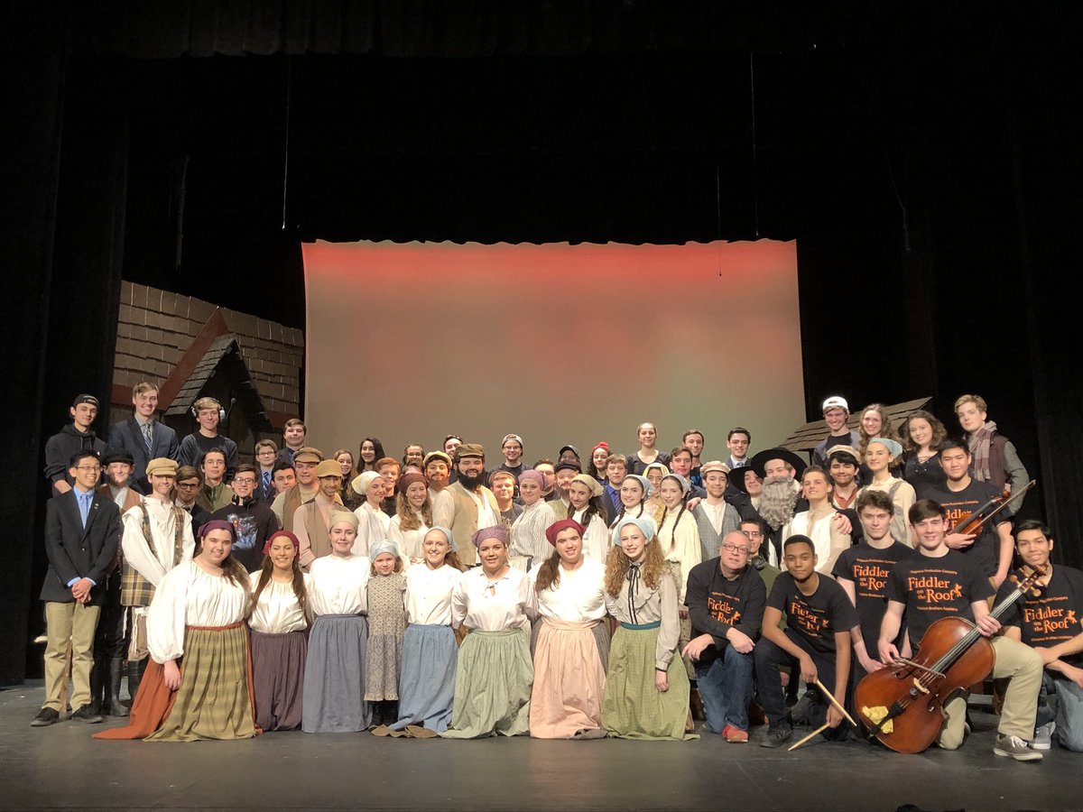 PegasusProdCo's tweet photo. The Company of Fiddler on the Roof! #CBAFiddler https://t.co/pFaDSzfU9n