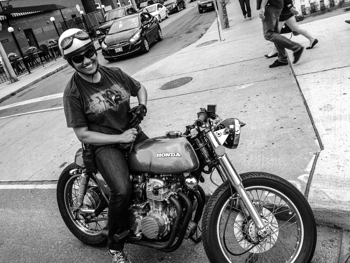 EatSleepRIDE's tweet image. Two-wheel freedom for all~ 
Happy woman's day!

#moto #WomenWhoInspire #StarWars #EatSleepRIDE @BLACKGIRLSROCK @blackgirlsride #CafeRacer #motorcycles @acecafeorlando