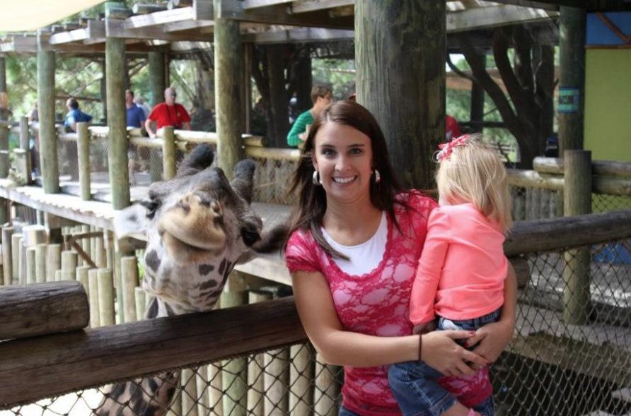 WeLoveDogsUSA's tweet photo. Giraffe Photo Bomb
@TheLuckyPupp @mesmitch #dogcelebration @j_zeverino @HamillHimself 
#mydogiscutest #nuzzies @Berti_and_Ernie @Rossmac212 @WynneGuglielmo @dogandpuplovers @Dogzprinted @CUTEFUNNYANIMAL @pintsize73 
@peetahuja @mydogiscutest @247razz @WynneGuglielmo @StefanodocSM https://t.co/gy7FJdVhtu