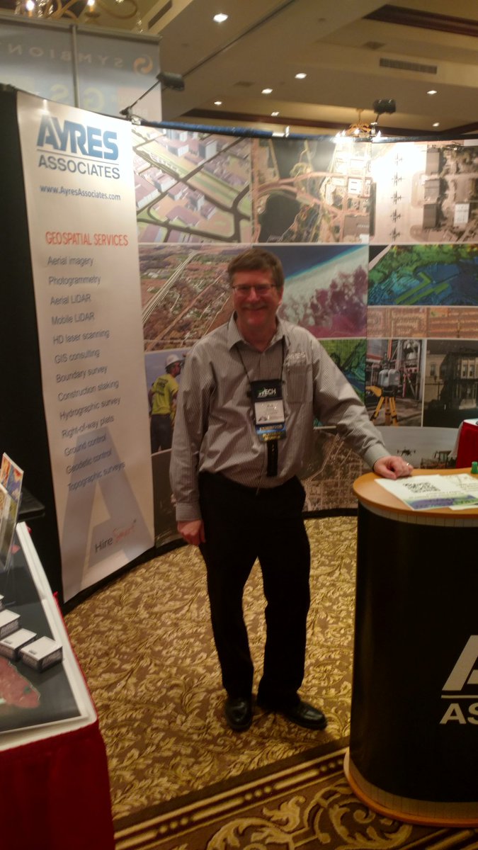 SaleAaron's tweet photo. Hey Dick!  #wlia2018 https://t.co/E4VVabZSa3