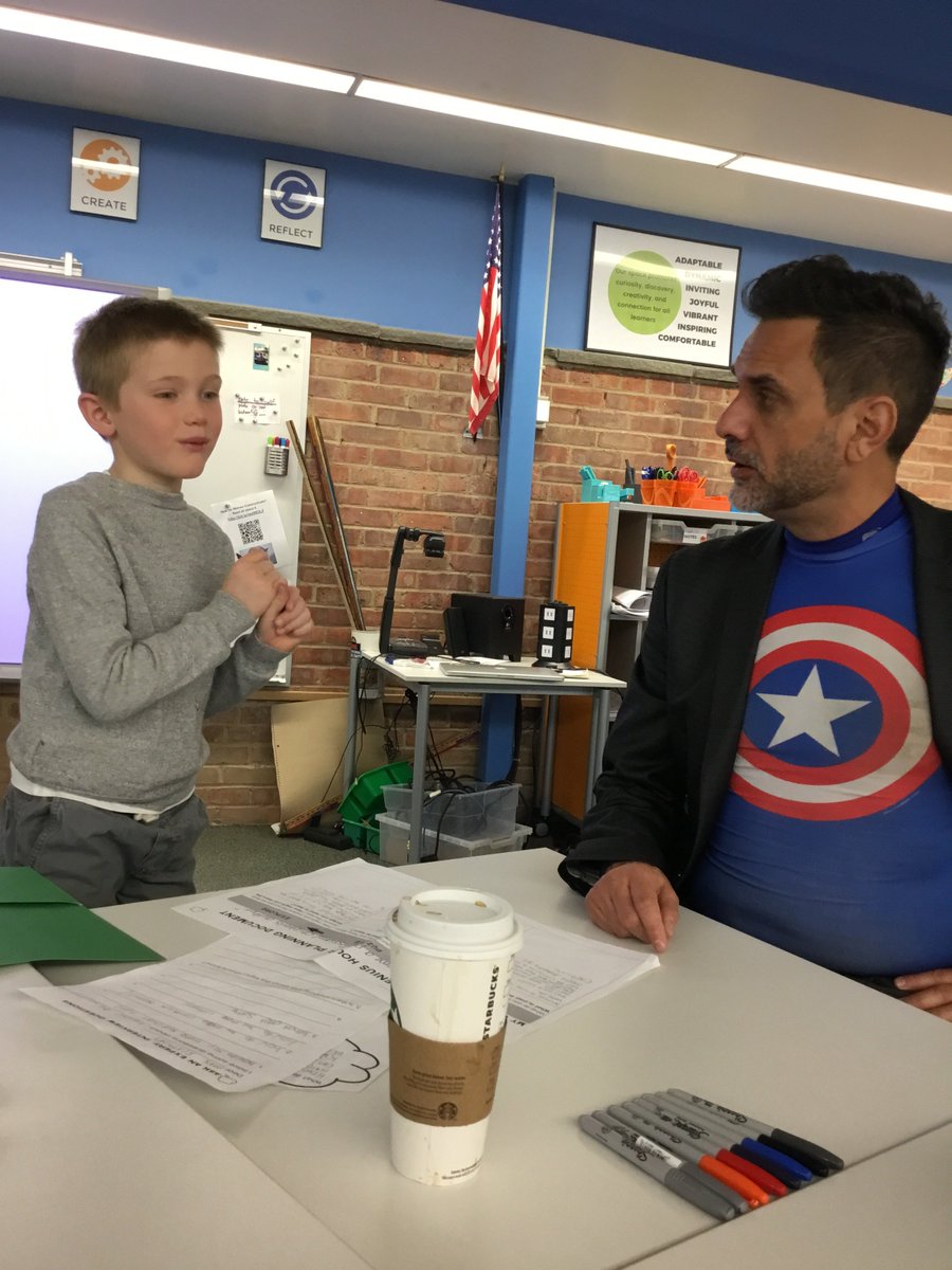 lyonlrc's tweet photo. When you get to have a working lunch, interviewing the expert. #DesignThinking #geniushour #WeAreD34 @jimaverbeck @nat1002 @LyonSchool https://t.co/bPrKnlj6Yu